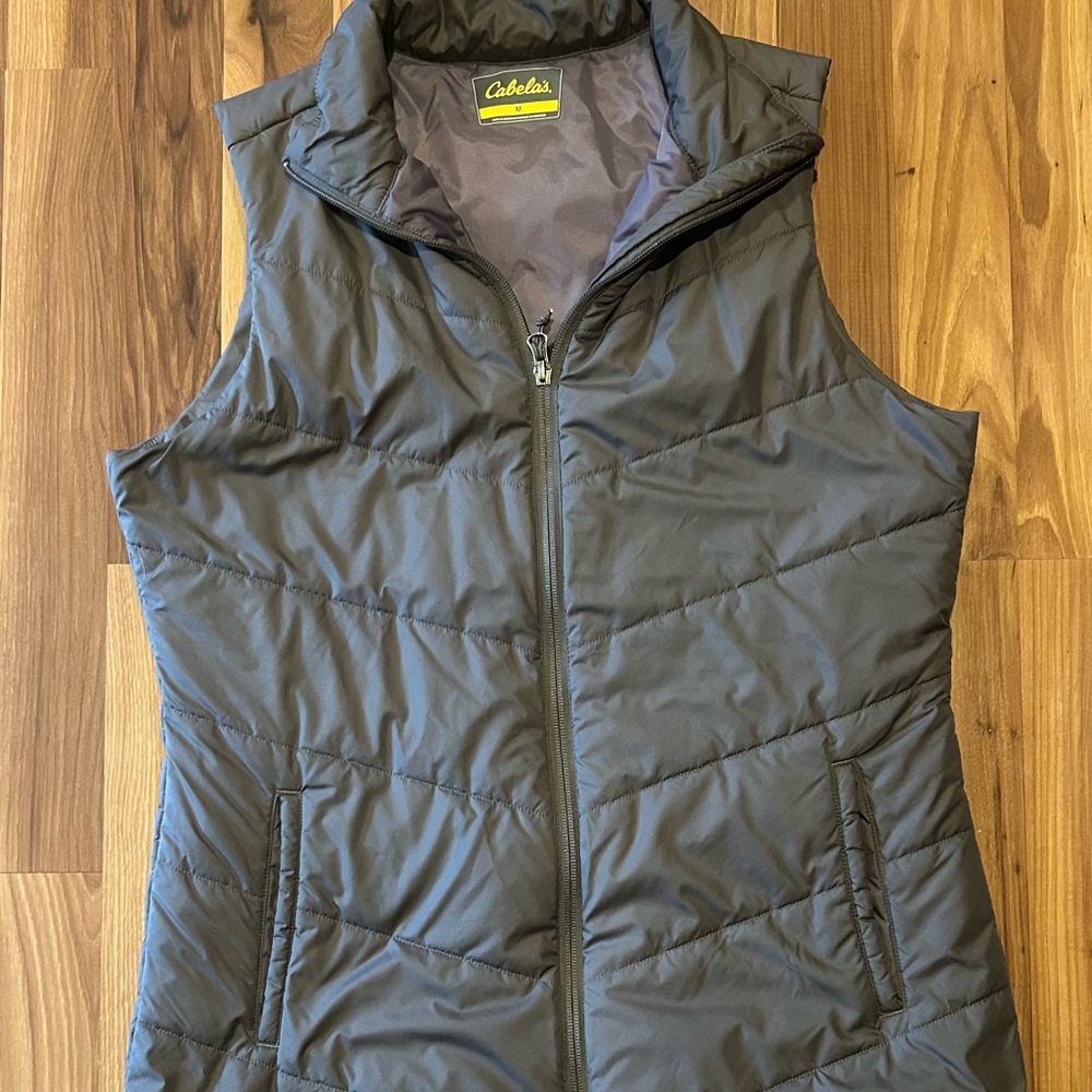 Cabela's Charcoal Puffer Vest
